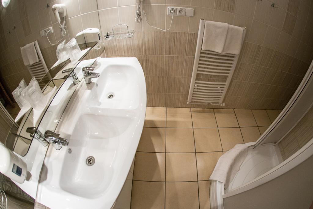 Hotel Na Jizni Пршеров Номер фото